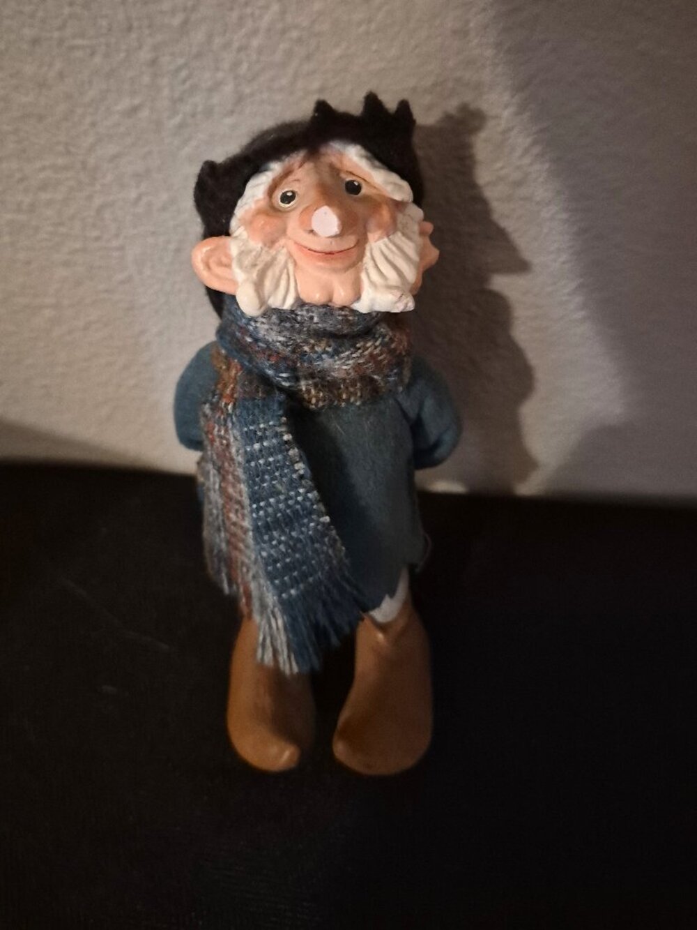 Needs Repair Simpich "Dorf" Figure